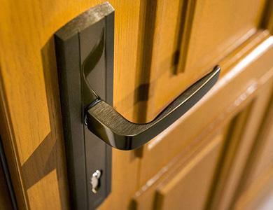 鹤山24小时上门开锁公司